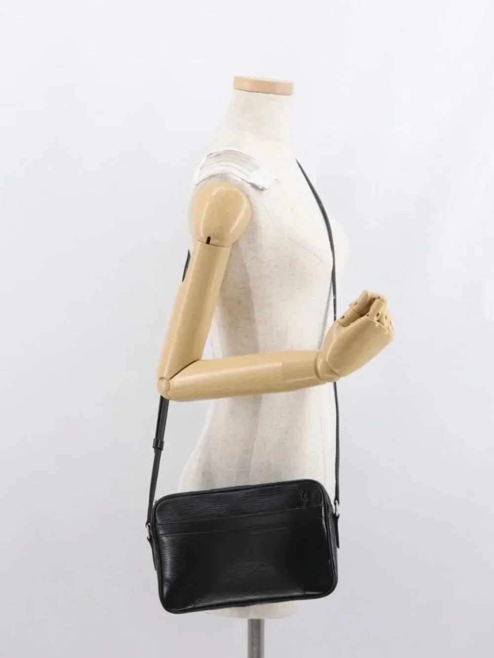 LOUIS VUITTON Epi Trocadero 23 Shoulder Bag Black M52302 LV Auth ep13265 - Picture 15 of 16